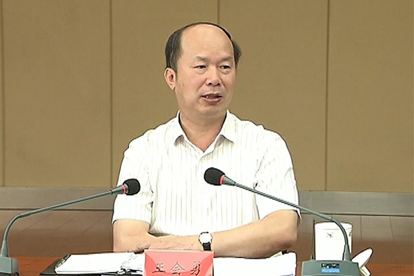 邢台市委书记王会勇调研宁晋 尊龙凯时董事长雷国玺作典范讲话